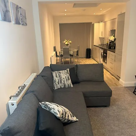 Apartment Wembley Stadium, Modern&cozy With Garden London