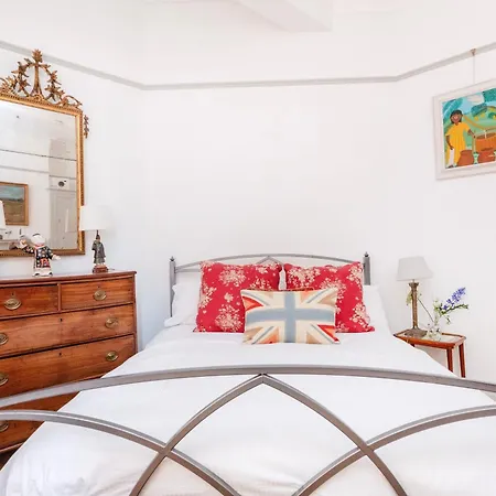 The Artist Collection - Mansion W14 At Heart Ftz London