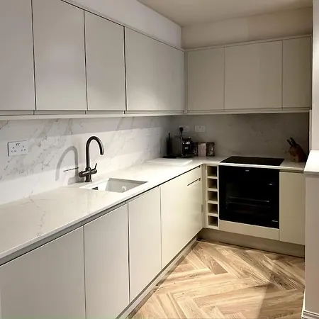 Luxury Shoreditch One Bedroom London