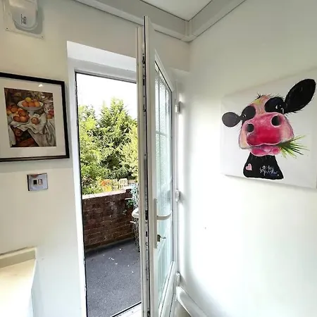 Hampstead 4-bedrooms דירה *
