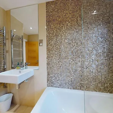 Hampstead 4-bedrooms *