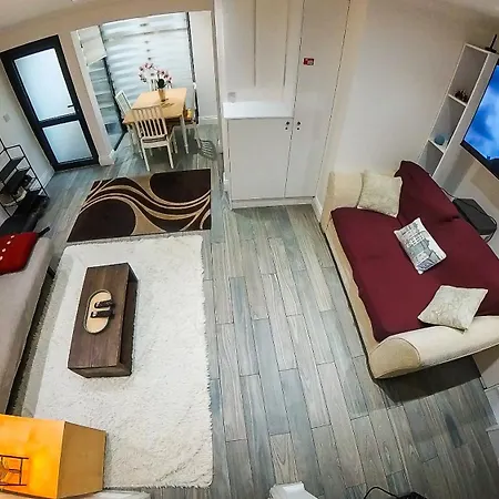 Ensuite With Jacuzzi Homestay London