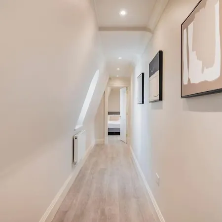 Hyde Park 9-hosted By Sweetstay Apartment