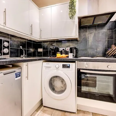 Oxford Circus Chic Modern Flat For 4 *