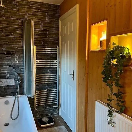 Sunny Garden Apartment London
