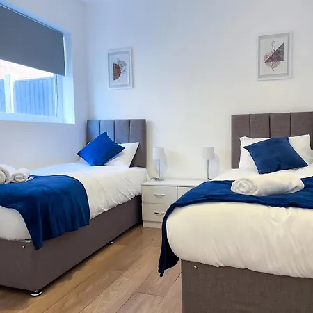 Wembley Stadium, Modern&cozy With Garden Apartment London