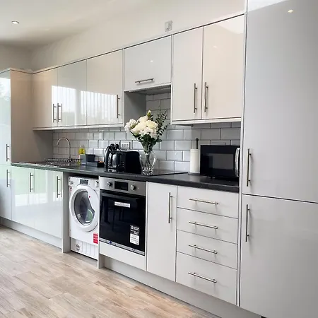 Wembley Stadium, Modern&cozy With Garden Apartment
