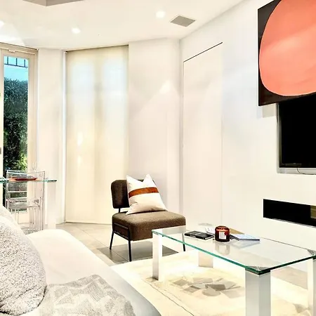 Hyde Park South Kensington * London
