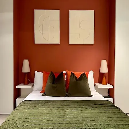 Hyde Park South Kensington Apartment *