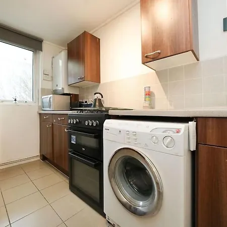 Oasis Flat With High-speed Broadband And Free Parking *