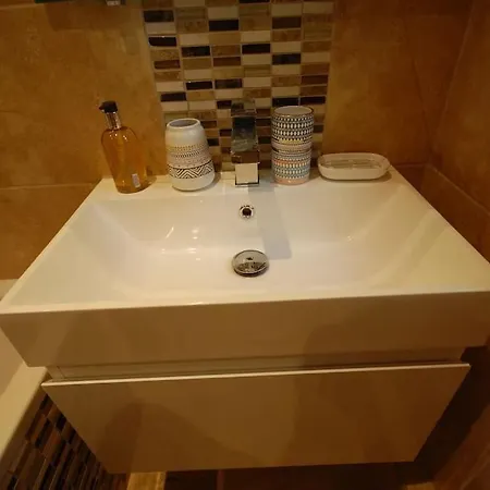 Clifton - Luxury 1 Bed Flat - 1 Min Walk To Tube London