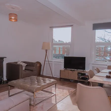 Budget 2bdr 6ppl Pets Teddington