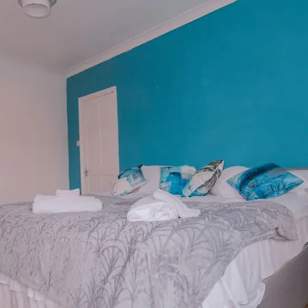 Budget 2bdr 6ppl Pets Apartment