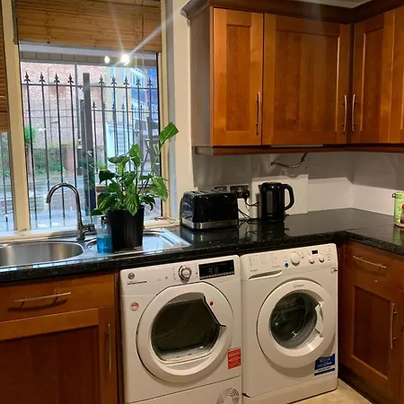 Cobbold Court Share Flat *