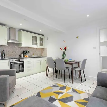 Apartment Hyde Park/paddington Flat London