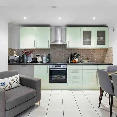 Hyde Park/paddington Flat London