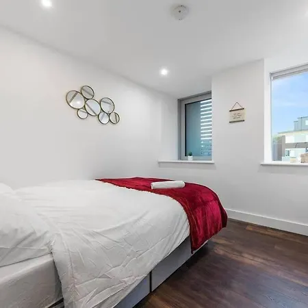 Sleep 7 20 Mins From Waterloo Bp65 Apartment