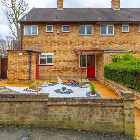 Lovely 2br In Peaceful Hampstead, Nw London