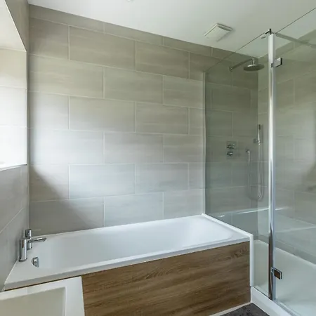 Lovely 2br In Peaceful Hampstead, Nw * London