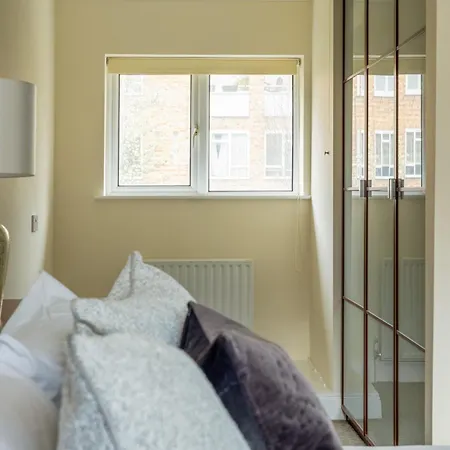 Lovely 2br In Peaceful Hampstead, Nw Holiday home *