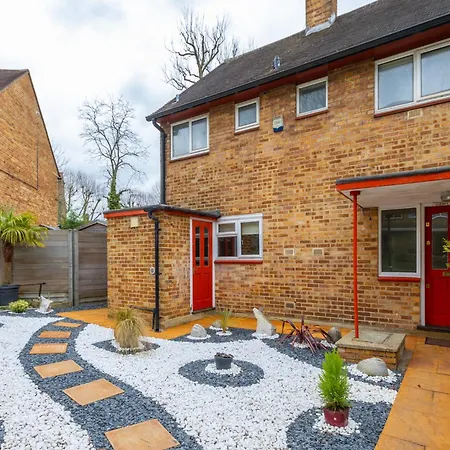 Lovely 2br In Peaceful Hampstead, Nw