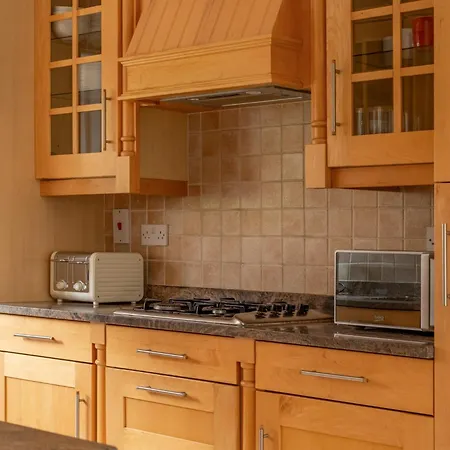 Holiday home Lovely 2br In Peaceful Hampstead, Nw *