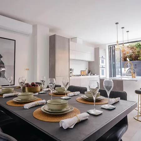 Luxury Fulham Townhouse With Cinema * London
