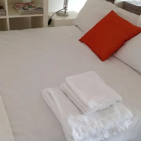 Zone 1! 2 Bed Duplex Apartment! * Londra