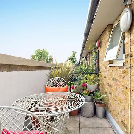 Zone 1! 2 Bed Duplex Apartment! Appartamento