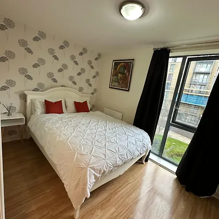 Apartament Away From Hendon