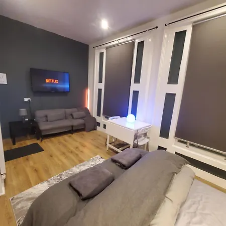 Oasis Studio * 伦敦