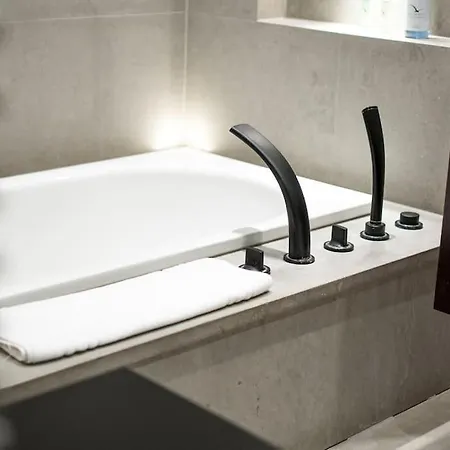 Hyde Park South Kensington Apartment *