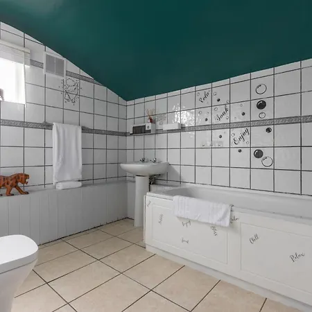 Holiday home Perry Place - Forest Hill- 3 Bed House