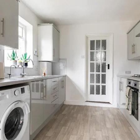 Perry Place - Forest Hill- 3 Bed House Holiday home