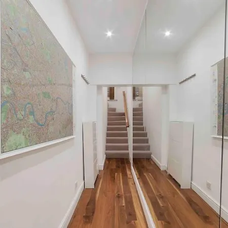 Apartment Huge 1 Bed -sleeps 4 De Lux Soho Fitzrovia
