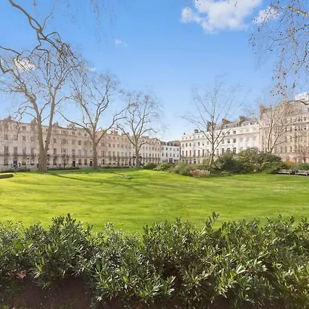 Huge 1 Bed -sleeps 4 De Lux Soho Fitzrovia *