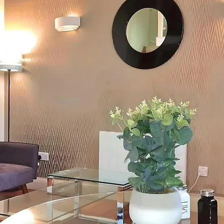Notting Hill - The One One One! -6- Apartment *