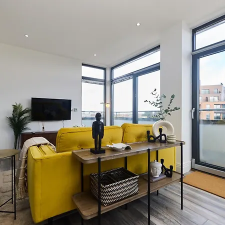Apartment The Harlesden Classic - Lovely 2bdr Flat With Balcony *