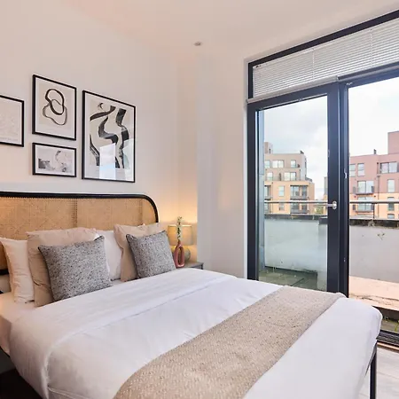 Apartment The Harlesden Classic - Lovely 2bdr Flat With Balcony *