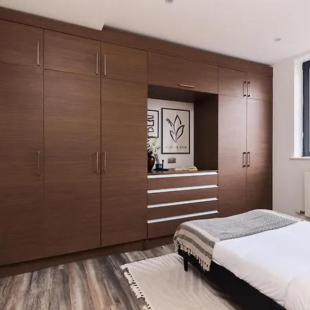 The Harlesden Hideout - Charming 2bdr Flat London