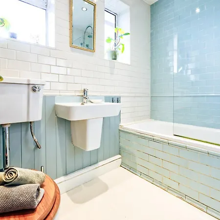 Holiday home Leafy Notting Hill London