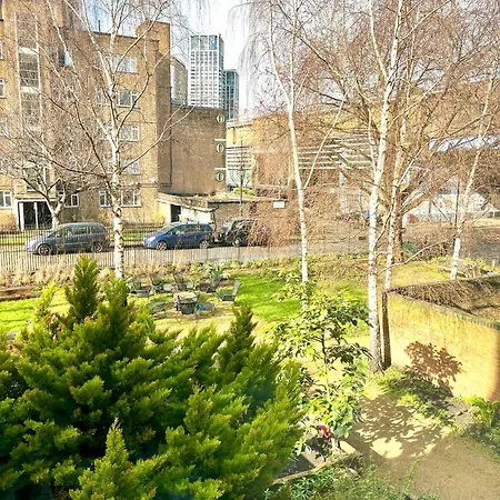 Waterloo - Private In Shared London