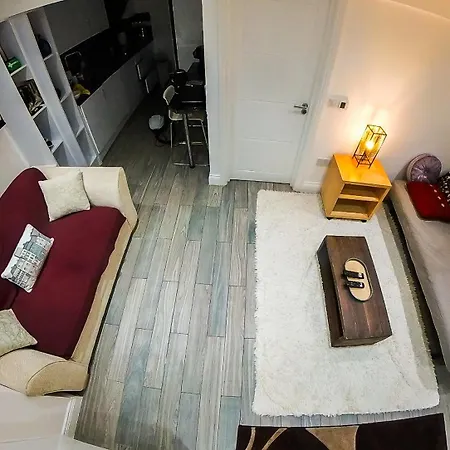 Apartment 1 Bedroom Flat With Whirlpool Bath London