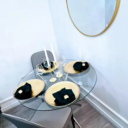 Apartment 1 Bedroom Flat London
