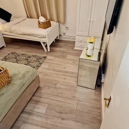 1 Bedroom Flat * London