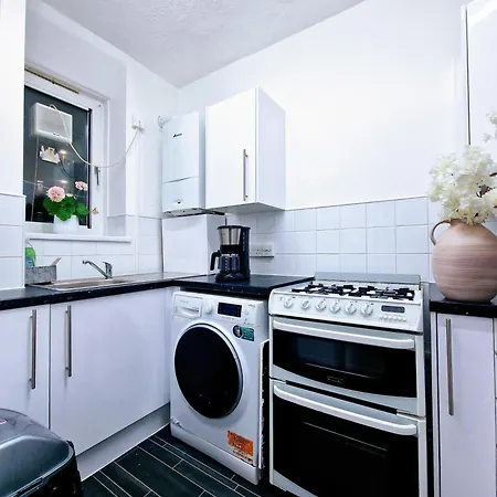 1 Bedroom Flat Apartment London