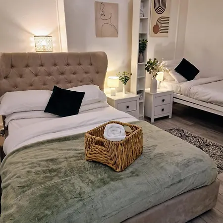 1 Bedroom Flat * London