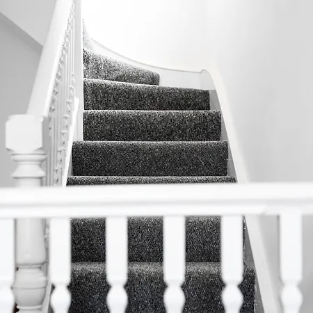 Modern Studio In Wembley Guest house