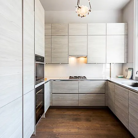 Apartment Well-designed Chelsea Flat *