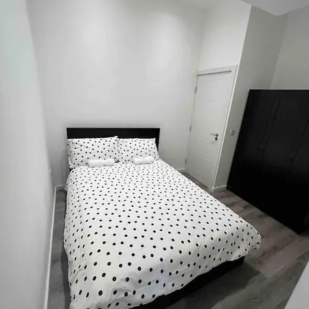 Stunning 3br Maisonette In Brixton Appartamento